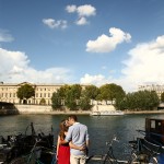 Lovers on the bank of La Seine