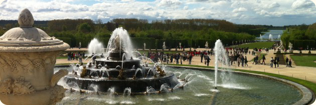 Beautiful garden of versailles seen during a Vespa scooter tour from Paris to Versailles.